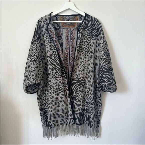J. McLaughlin Gia Reversible Open Front Wool Poncho L/XL - Picture 3 of 7